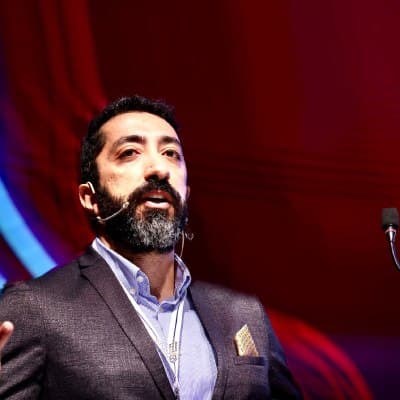 Harun Esur